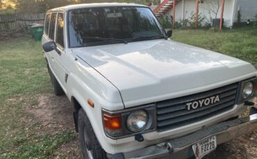 Toyota-land-cruiser-1985-white-5
