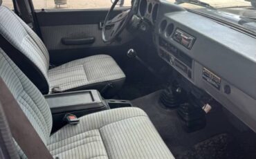 Toyota-land-cruiser-1987-blue-11