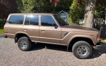 Toyota-land-cruiser-1987-brown
