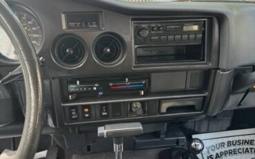 Toyota-land-cruiser-1989-silver-13