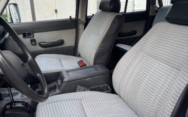 Toyota-land-cruiser-1989-silver-9