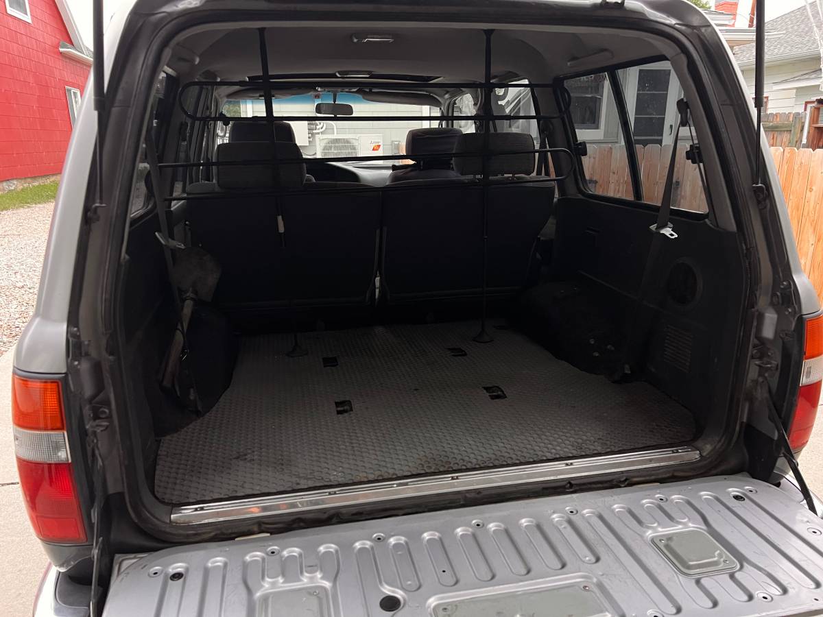 Toyota-land-cruiser-1991-grey-5