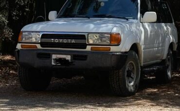 Toyota-land-cruiser-1991-white