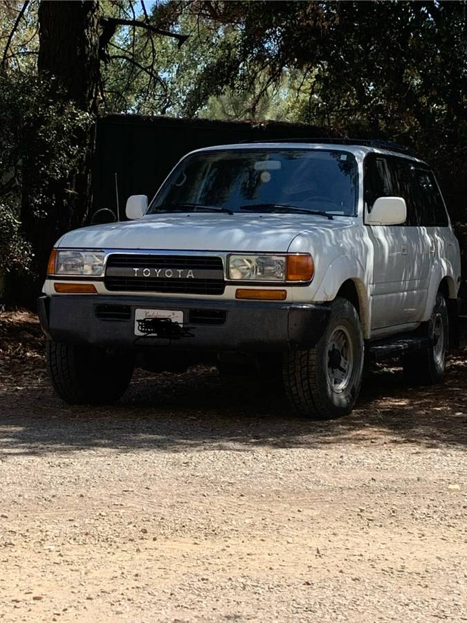 Toyota-land-cruiser-1991-white