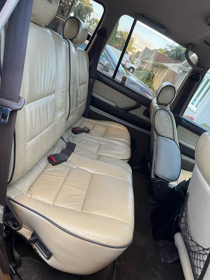 Toyota-land-cruiser-1994-custom-8