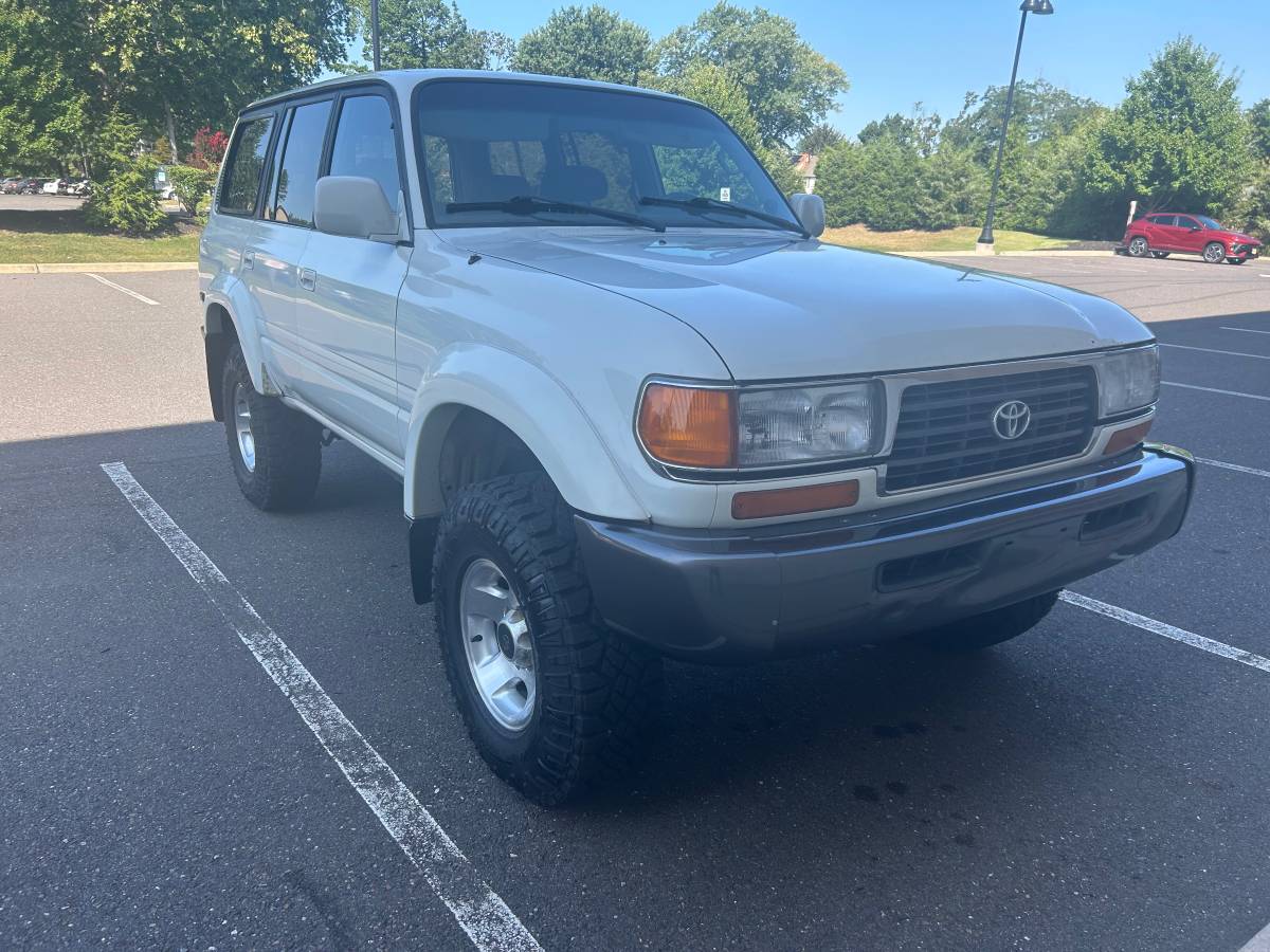 Toyota-land-cruiser-1995-white-5