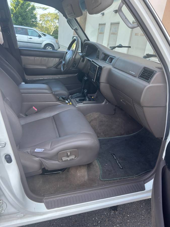Toyota-land-cruiser-1995-white-8