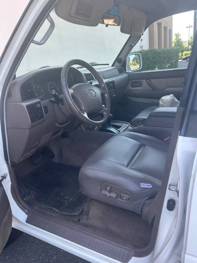 Toyota-land-cruiser-1995-white-9