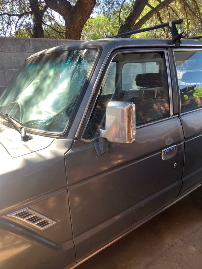 Toyota-land-cruiser-base-1988-grey-12