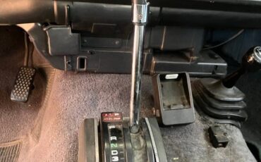 Toyota-land-cruiser-base-1988-grey