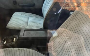 Toyota-land-cruiser-base-1988-grey-9