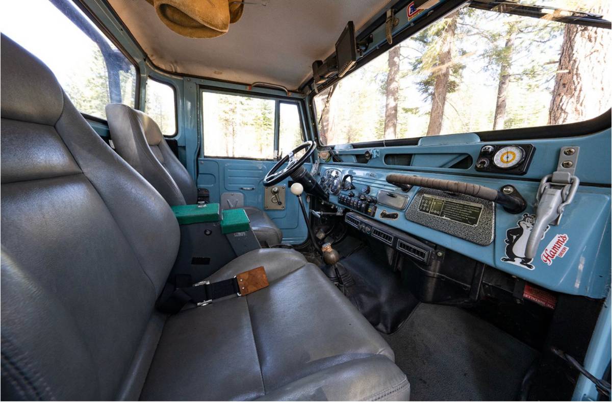 Toyota-land-cruiser-diesel-1965-blue-5