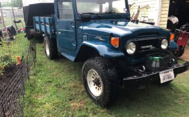 Toyota-land-cruiser-diesel-1978-2