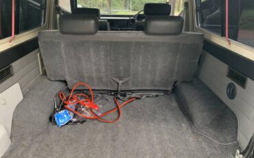Toyota-land-cruiser-diesel-1988-silver-13