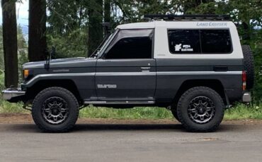 Toyota-land-cruiser-diesel-1988-silver-4