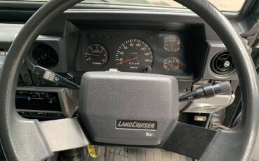 Toyota-land-cruiser-diesel-1988-silver-9