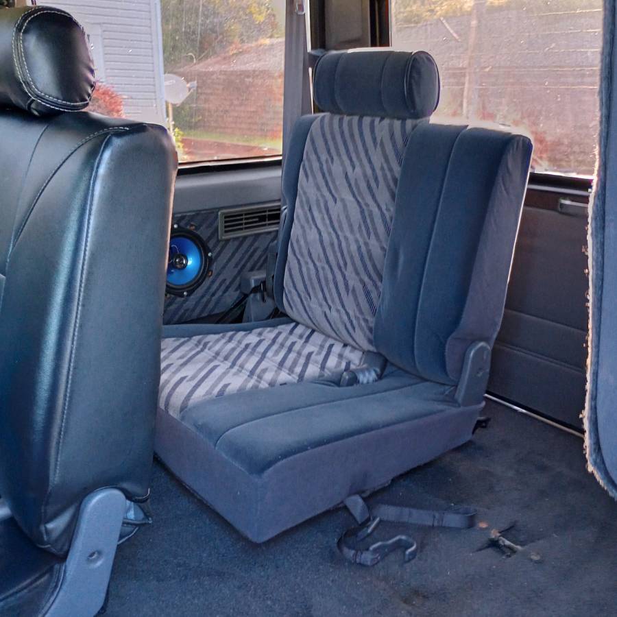 Toyota-land-cruiser-diesel-1993-blue-23