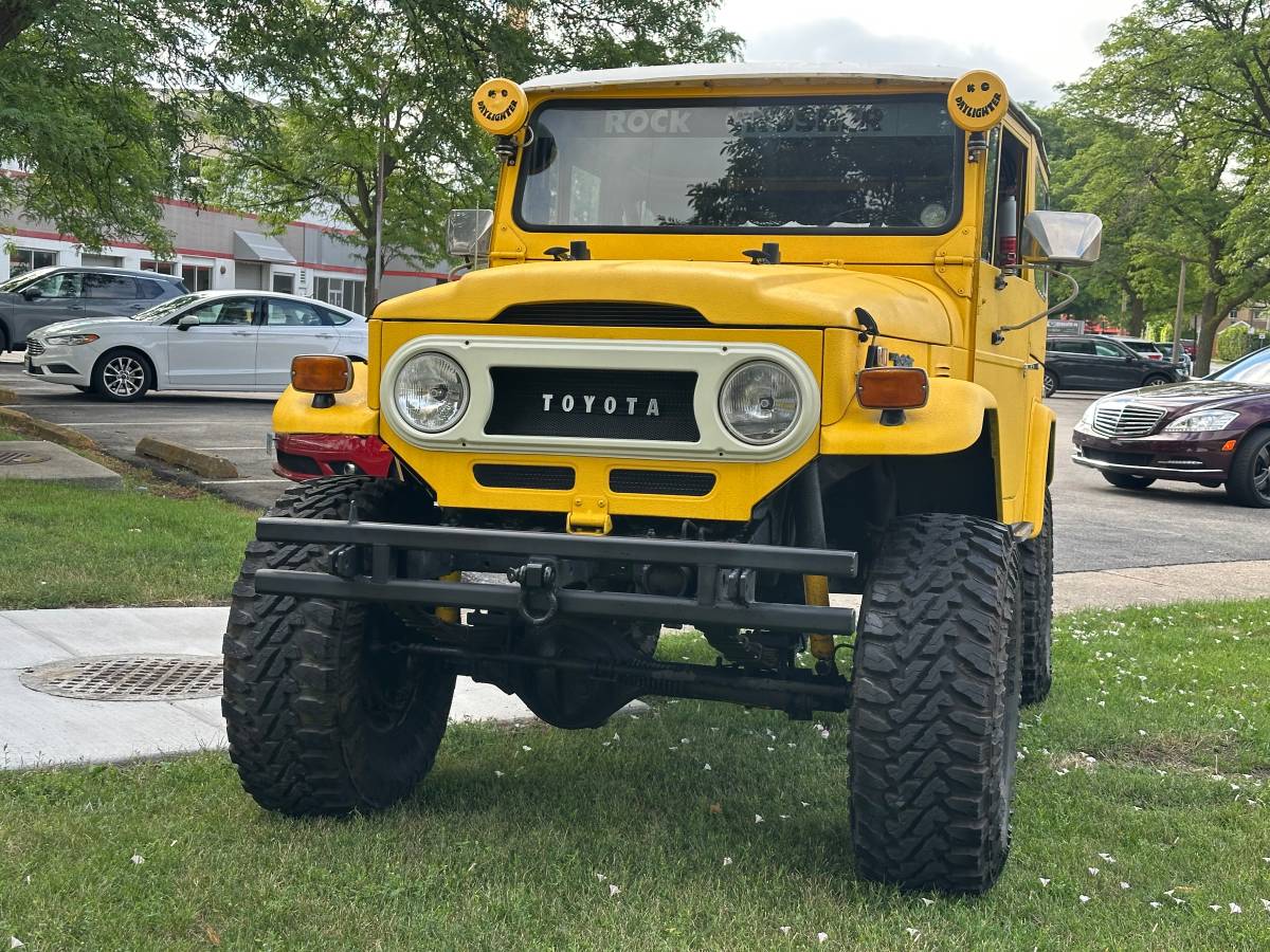 Toyota-land-cruiser-fj-40-1972-yellow-8