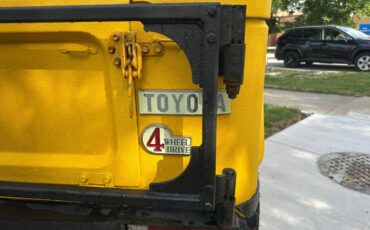 Toyota-land-cruiser-fj-40-1972-yellow-9
