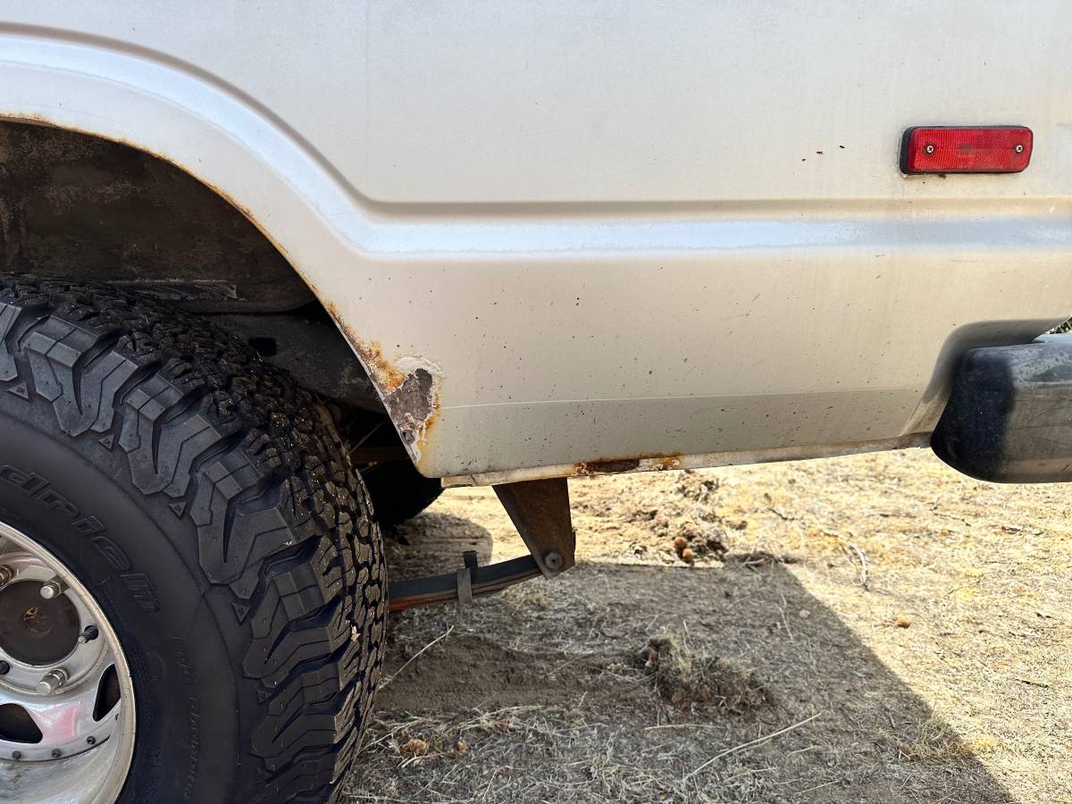 Toyota-land-cruiser-fj-65-1986-blue-11