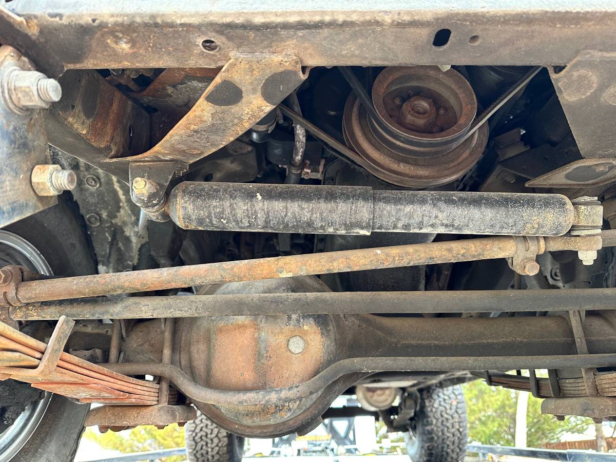 Toyota-land-cruiser-fj-65-1986-blue-18
