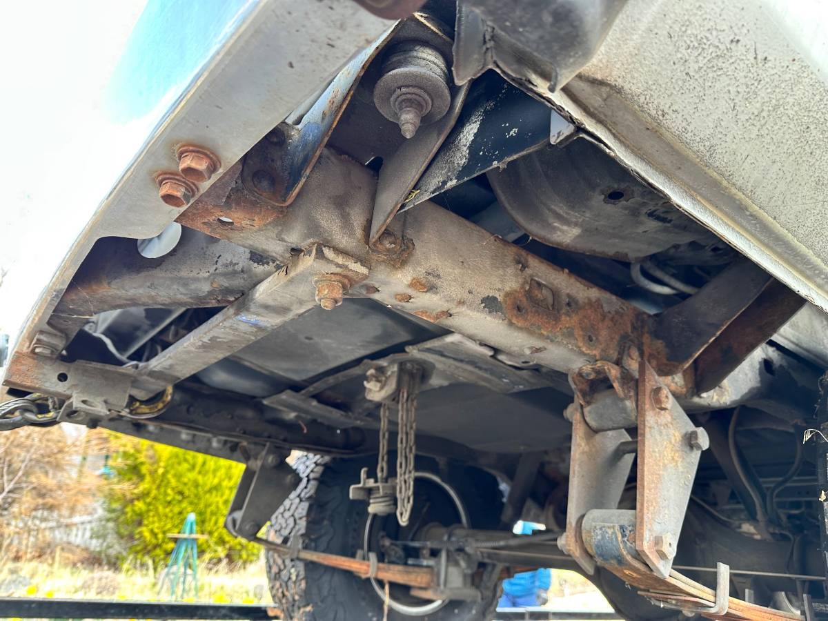 Toyota-land-cruiser-fj-65-1986-blue-19
