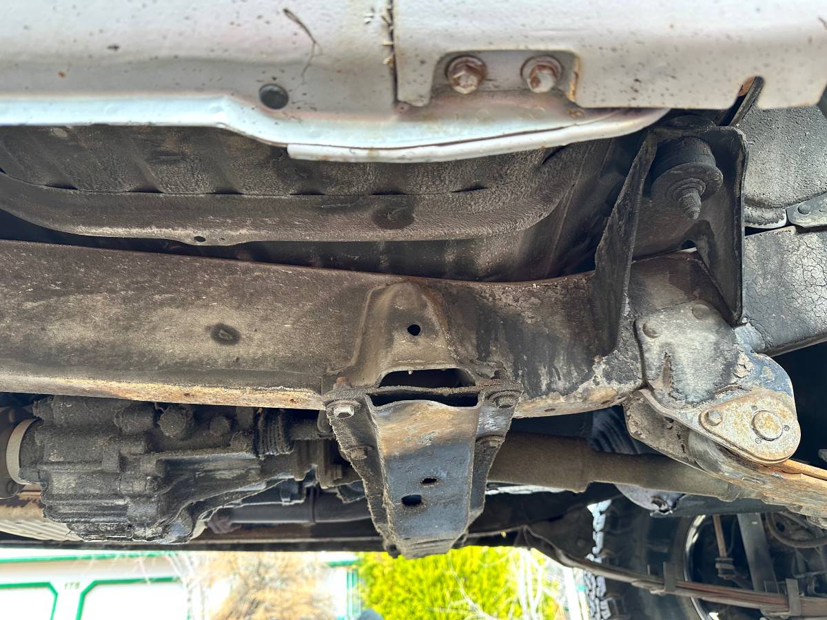 Toyota-land-cruiser-fj-65-1986-blue-21