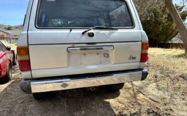 Toyota-land-cruiser-fj-65-1986-blue-3