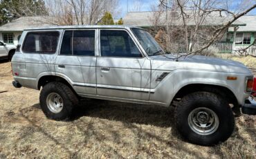 Toyota-land-cruiser-fj-65-1986-blue