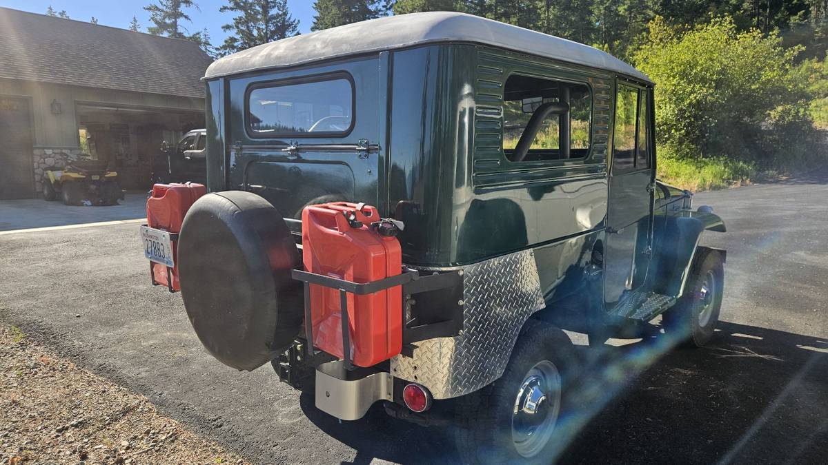 Toyota-land-cruiser-fj40-1963-green-4