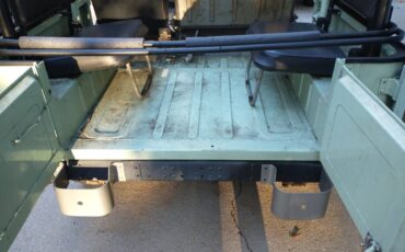 Toyota-land-cruiser-fj40-1965-green-10