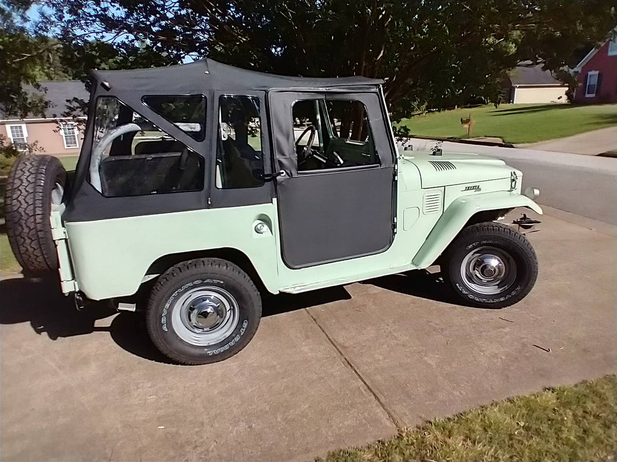Toyota-land-cruiser-fj40-1965-green-4