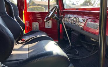 Toyota-land-cruiser-fj40-1970-red-6
