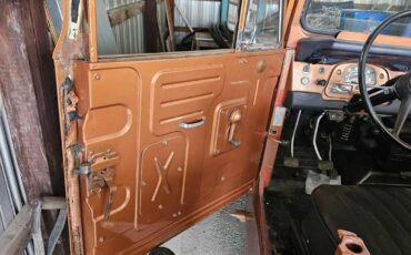 Toyota-land-cruiser-fj40-1971-orange-2