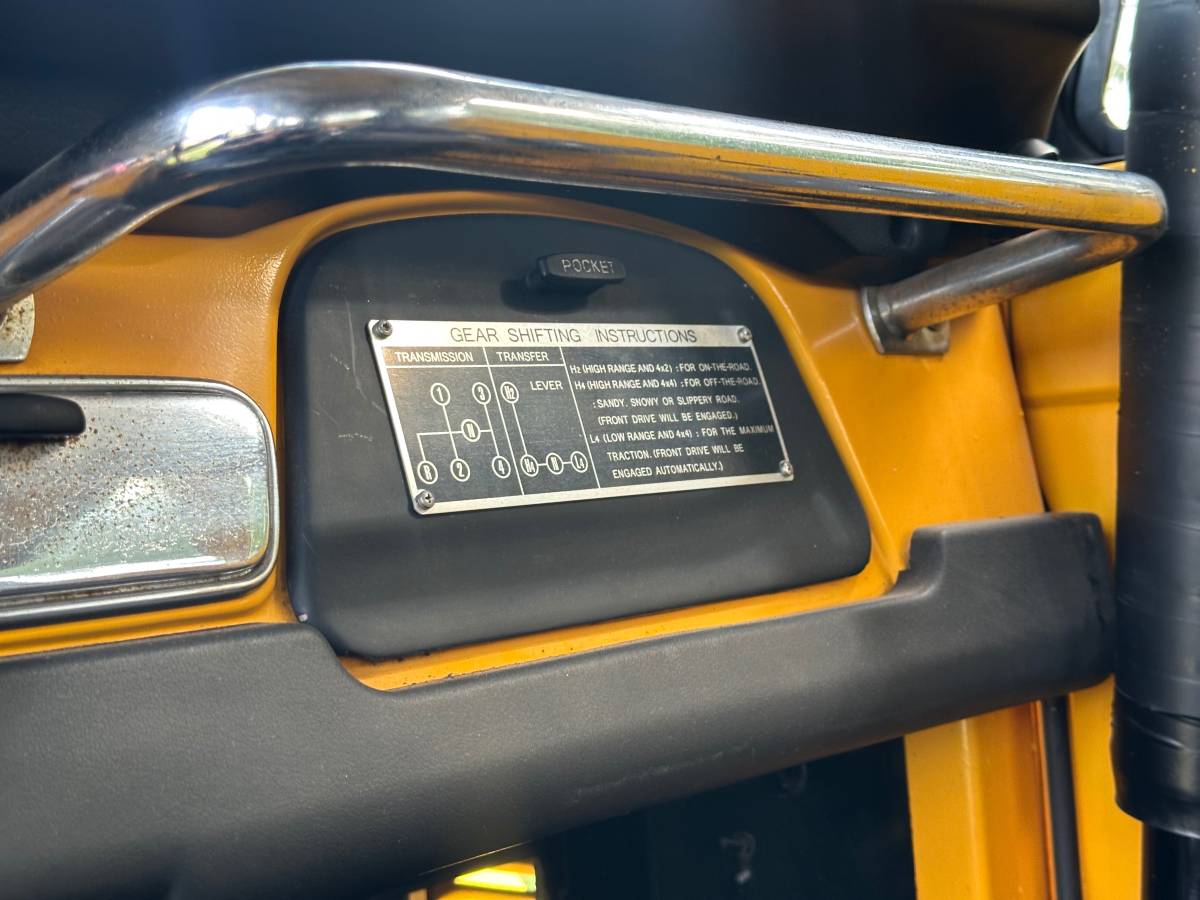 Toyota-land-cruiser-fj40-1972-yellow-12