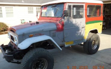 Toyota-land-cruiser-fj40-1973