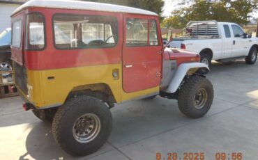 Toyota-land-cruiser-fj40-1973-4