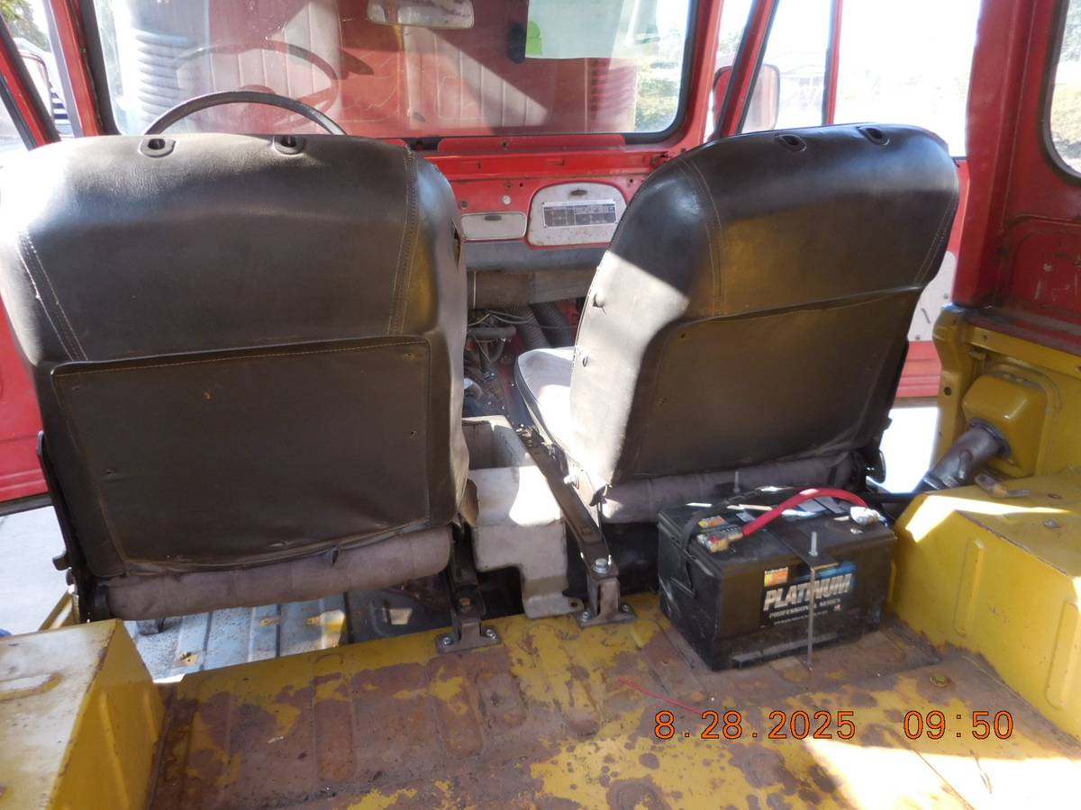 Toyota-land-cruiser-fj40-1973-5