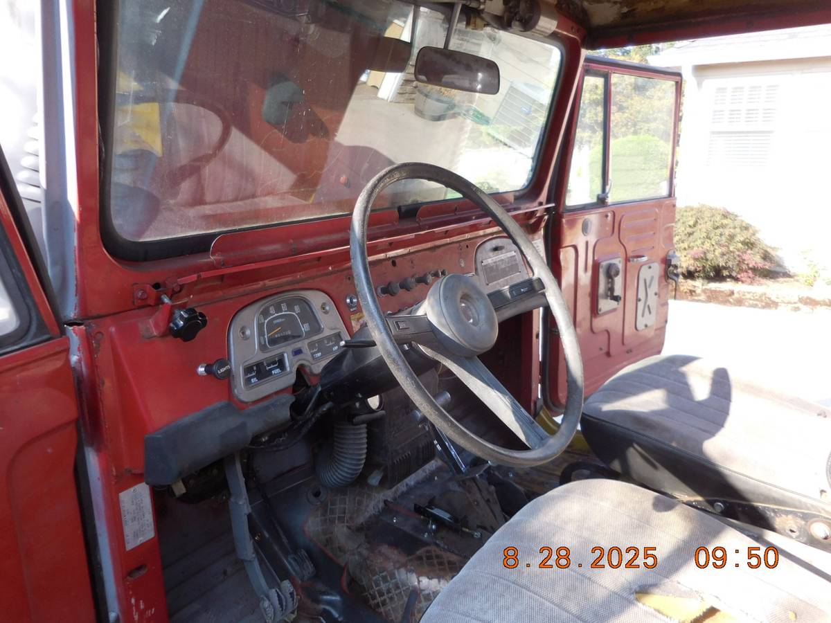 Toyota-land-cruiser-fj40-1973-6