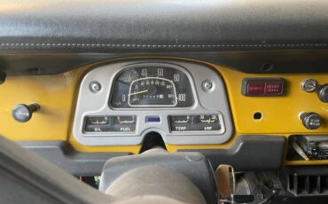Toyota-land-cruiser-fj40-1978-16