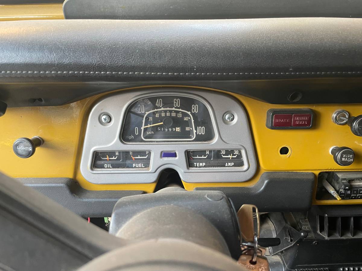 Toyota-land-cruiser-fj40-1978-16