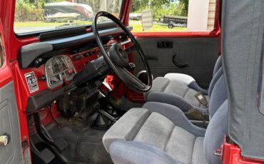 Toyota-land-cruiser-fj40-1979-red-2