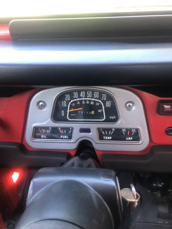 Toyota-land-cruiser-fj40-1979-red-6