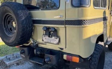 Toyota-land-cruiser-fj40-1980-4