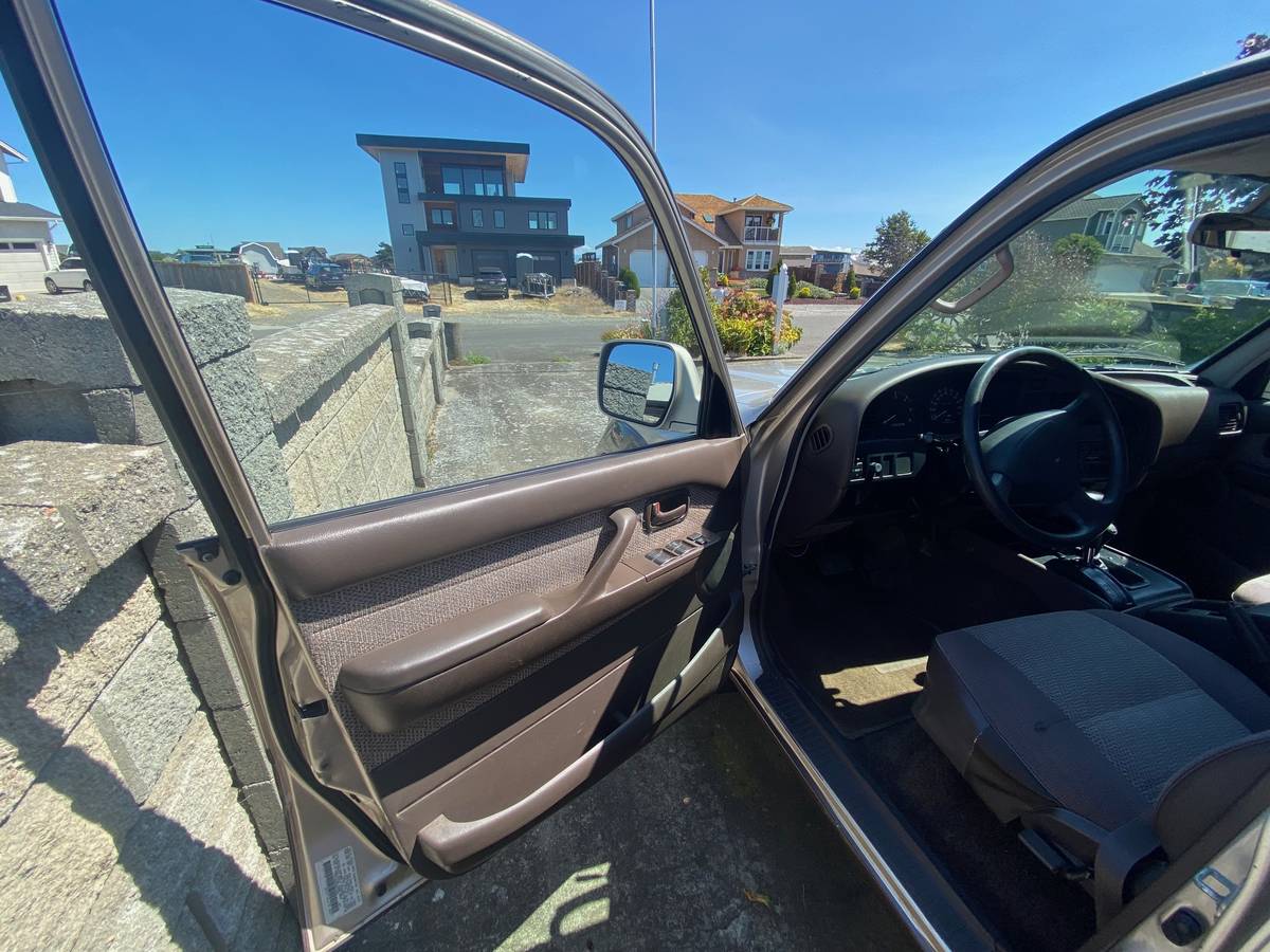 Toyota-land-cruiser-fj80-1992-10