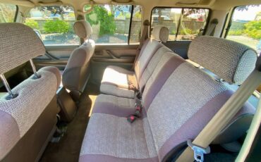 Toyota-land-cruiser-fj80-1992-11
