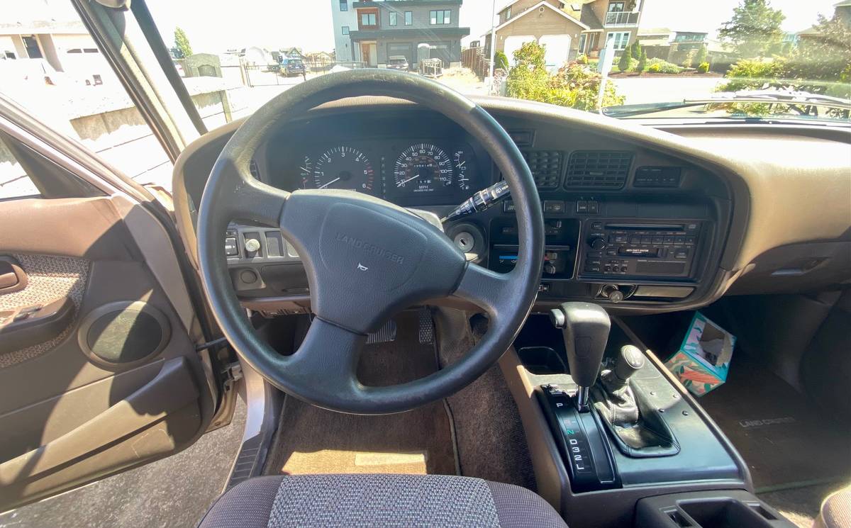 Toyota-land-cruiser-fj80-1992-5