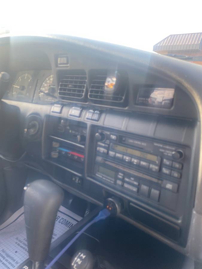 Toyota-land-cruiser-fj80-landcruiser-1991-red-11