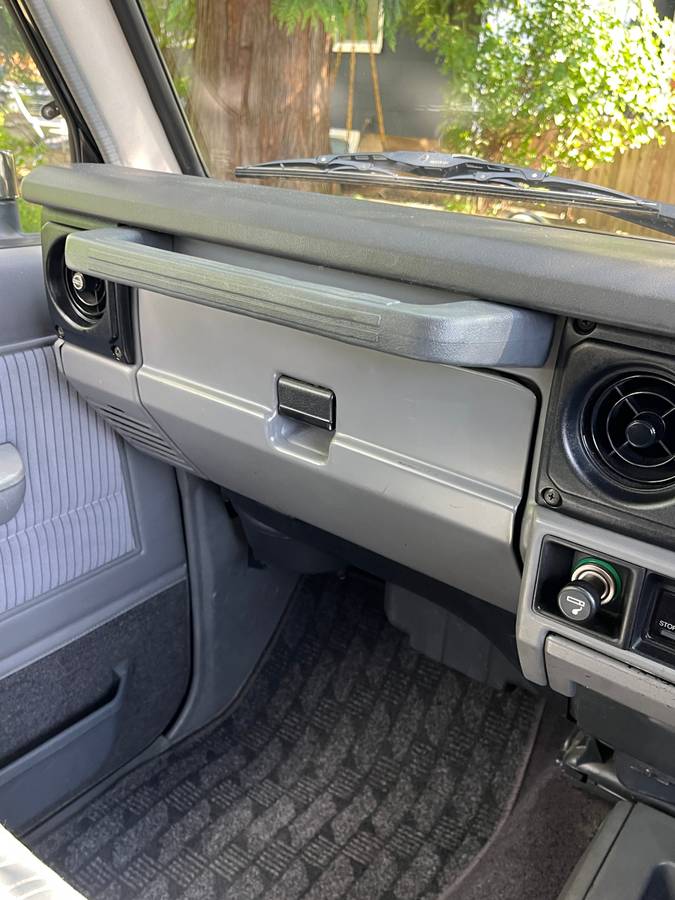 Toyota-land-cruiser-prado-diesel-1993-green-12