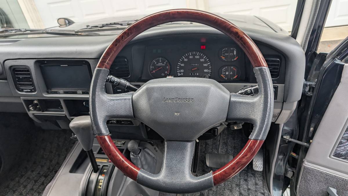 Toyota-land-cruiser-prado-diesel-1994-green-18